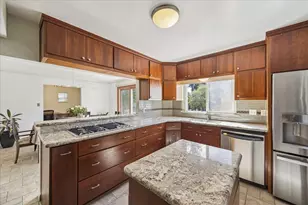 4388 Fiesta Ln, Houston, TX 77004 - Photo 10
