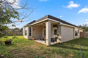 18702 Dovewood Springs Ln, Tomball, TX 77375 - Photo 16