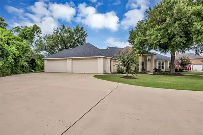 6426 Dow Reef Drive, Beach City, TX 77523 - Photo 2