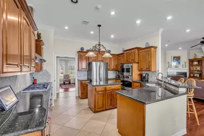 6426 Dow Reef Drive, Beach City, TX 77523 - Photo 14