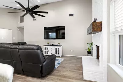 467 Reseda Drive, Houston, TX 77598 - Photo 4