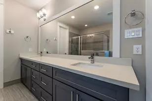 806 Thornton Rd, Houston, TX 77018 - Photo 18