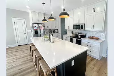 701 S Hudson Street S, Flatonia, TX 78941 - Photo 4