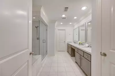 13605 Teal Bluff Lane, Houston, TX 77077 - Photo 24