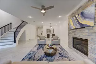 13605 Teal Bluff Ln, Houston, TX 77077 - Photo 10