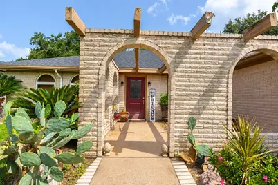 116 Briarwood Lane, Bellville, TX 77418 - Photo 2