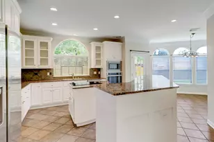 5365 Lampasas St, Houston, TX 77056 - Photo 16