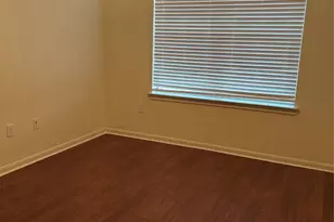 7575 Kirby Dr, Houston, TX 77030 - Photo 8