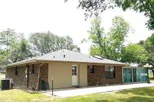 1518 Co Rd 307, El Campo, TX 77437 - Photo 32