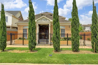 2709 Blodgett Street, Houston, TX 77004 - Photo 1
