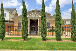 2709 Blodgett St, Houston, TX 77004 - Photo 1