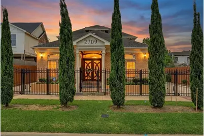 2709 Blodgett Street, Houston, TX 77004 - Photo 1