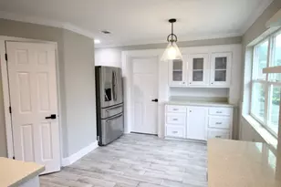 7827 Zilonis Ct, Jersey Village, TX 77040 - Photo 2