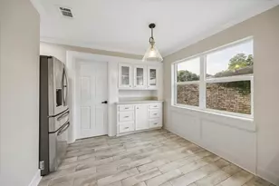 7827 Zilonis Ct, Jersey Village, TX 77040 - Photo 10