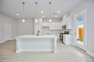 3008 La Rambla Dr, Houston, TX 77047 - Photo 6