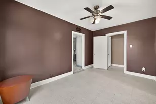 7111 Myrtle St, Houston, TX 77087 - Photo 2