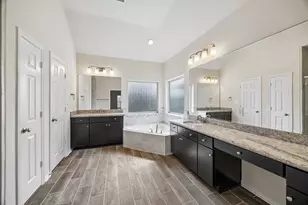 2822 King's Retreat Cir, Kingwood, TX 77345 - Photo 20
