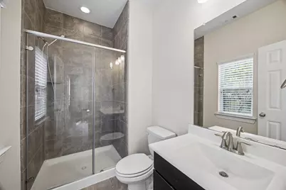 2822 Kings Retreat Circle, Kingwood, TX 77345 - Photo 10