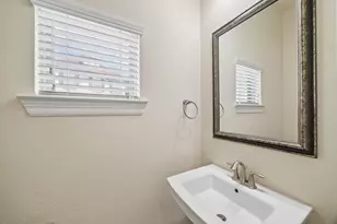 2822 King's Retreat Cir, Kingwood, TX 77345 - Photo 18