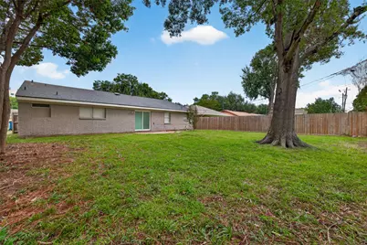 411 Cole Street, Webster, TX 77598 - Photo 22