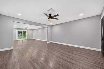411 Cole Street, Webster, TX 77598 - Photo 2