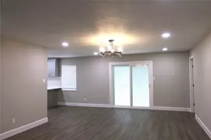 411 Cole St, Webster, TX 77598 - Photo 6