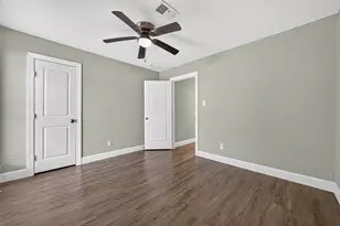 411 Cole St, Webster, TX 77598 - Photo 16