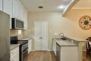 11359 Burning Tree Dr, Montgomery, TX 77356 - Photo 12
