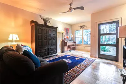 2327 Briar Branch Drive, Houston, TX 77042 - Photo 22
