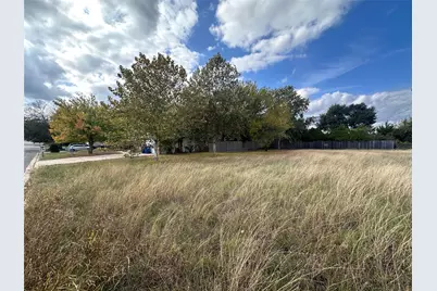 1809 Neal Street, Navasota, TX 77868 - Photo 2