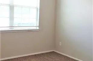 14215 W Rim Ln, Conroe, TX 77384 - Photo 6