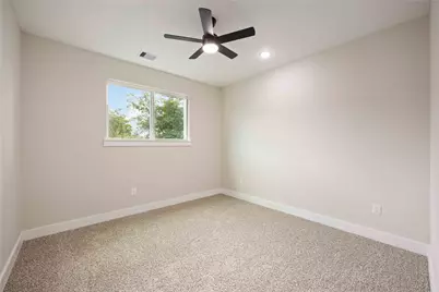 8303 Venus Street, Houston, TX 77088 - Photo 32