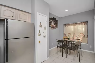 2626 Holly Hall Street #1207, Houston, TX 77054 - Photo 14