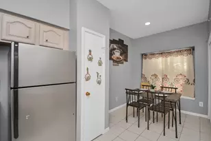 2626 Holly Hall St, Houston, TX 77054 - Photo 14