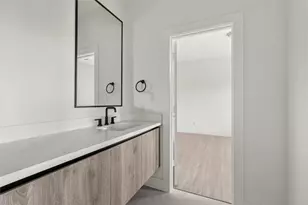 107 Tolima Dove St, Houston, TX 77018 - Photo 24