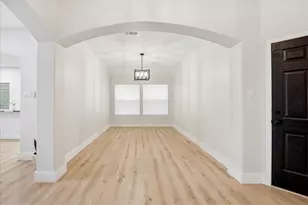 12624 Twisted Briar Ln, Austin, TX 78729 - Photo 8