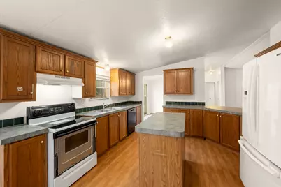16495 Taurus Court, Conroe, TX 77306 - Photo 10