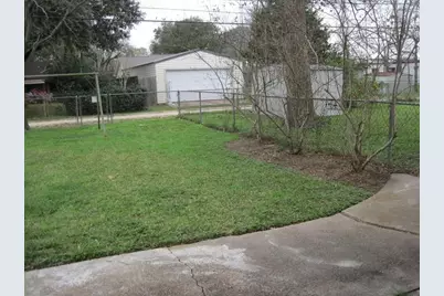 1124 Lawrence Street, Rosenberg, TX 77471 - Photo 2