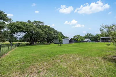 5030 Frenzel Road, Round Top, TX 78954 - Photo 14