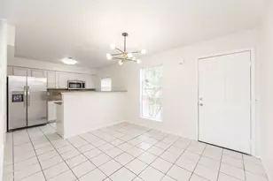 1902 Avenue B, Katy, TX 77493 - Photo 2