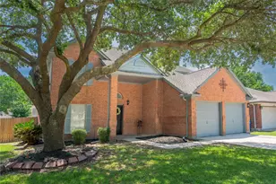 19727 Glenfinch Ln, Spring, TX 77379 - Photo 2