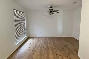 3315 Honey Creek Dr, Houston, TX 77082 - Photo 16