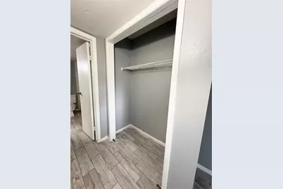 3015 Walnut Bend Lane #13, Houston, TX 77042 - Photo 8