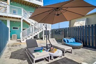 2307 Bernardo De Galvez Ave, Galveston, TX 77550 - Photo 32