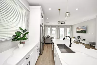 410 E 41st Street, Houston, TX 77022 - Photo 26