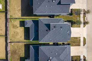 2823 Kennet Manor Dr, Houston, TX 77047 - Photo 32