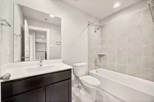 2823 Kennet Manor Dr, Houston, TX 77047 - Photo 24