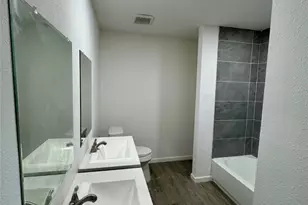 922 W 12th St, Freeport, TX 77541 - Photo 10