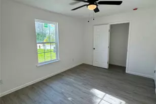 922 W 12th St, Freeport, TX 77541 - Photo 12