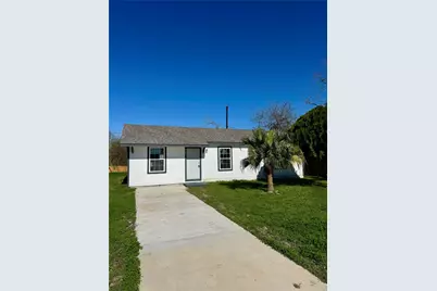 922 W 12th Street, Freeport, TX 77541 - Photo 1